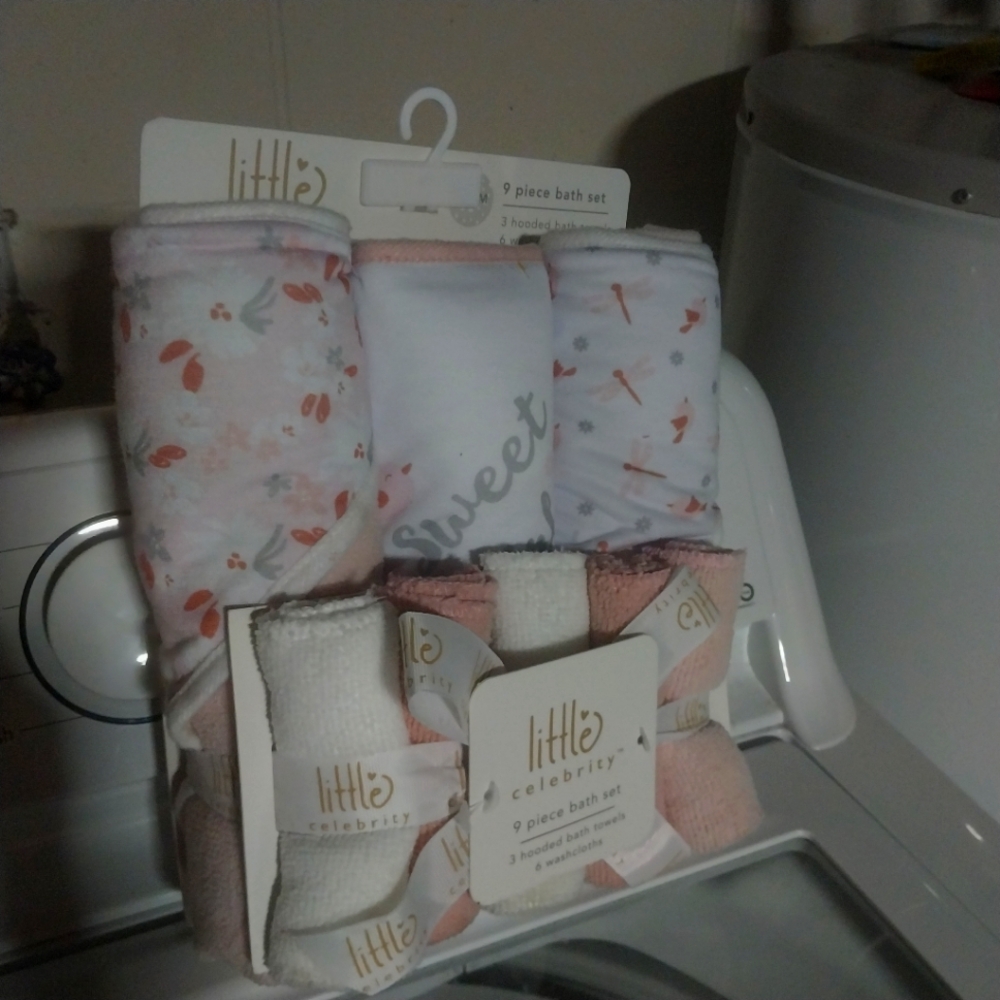 Little Celebrity 9-Piece Baby Bath Set